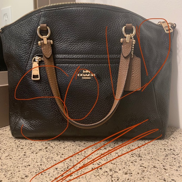 Coach purse , 2 yrs old - Picture 1 of 7